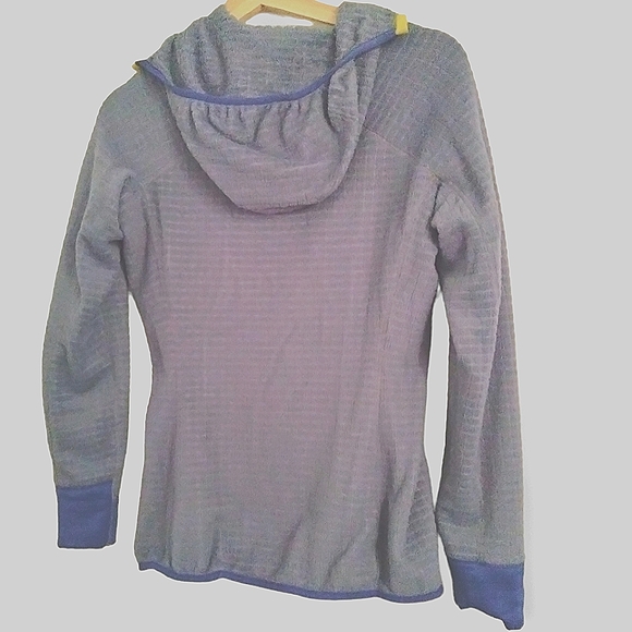 Patagonia Jacket Size Extra Small XS Reversible Blue Yellow Zip Sweatshirt - Picture 2 of 8